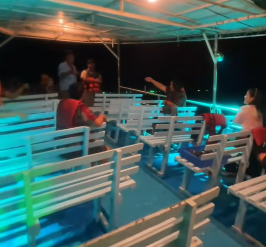 ตกหมึกกลางคืน กลางทะเลบางสะพาน