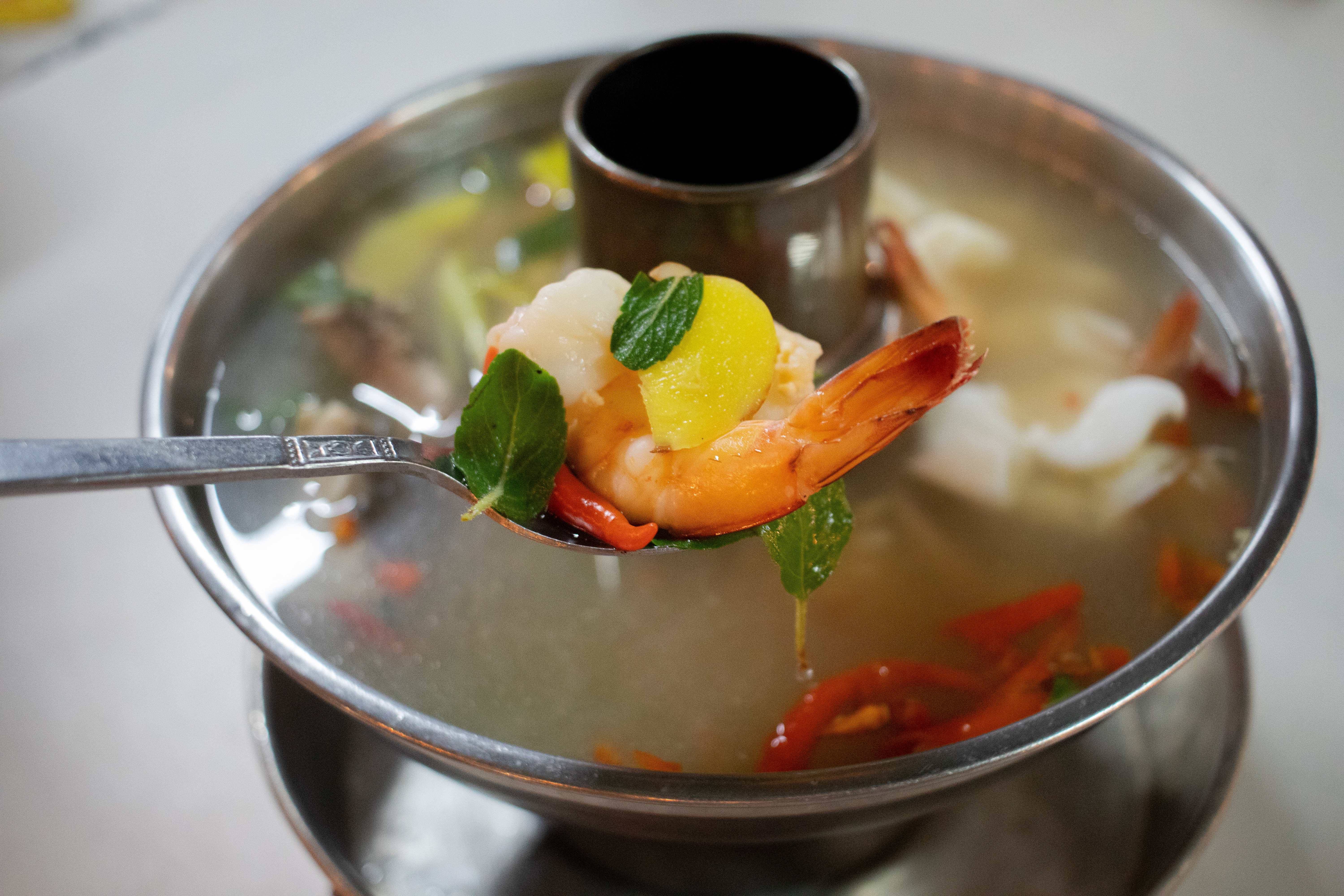 ต้มยำกุ้ง อาหารทะเลสด