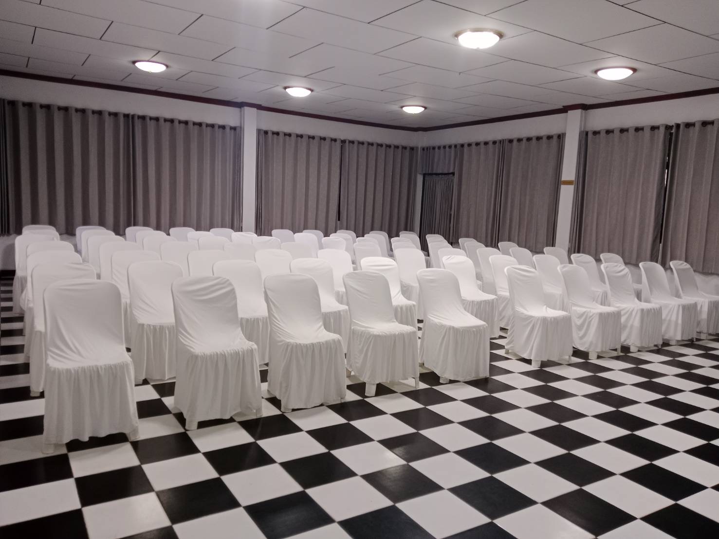 Team building seminar Haad Son Resort